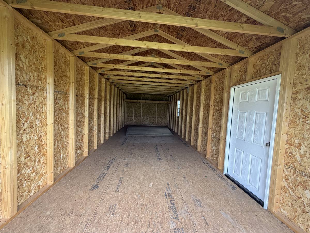Garage 12x32 - Image 2